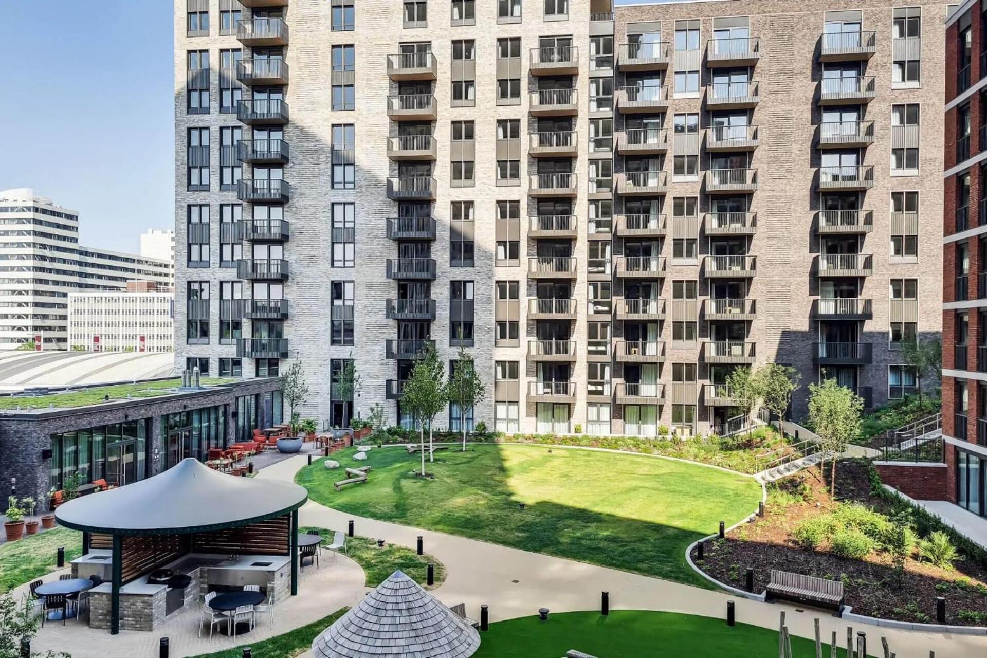 Botanical-Inspired Apartments At Repton Gardens Right In The Heart Of Wembley Park Londra Exterior foto